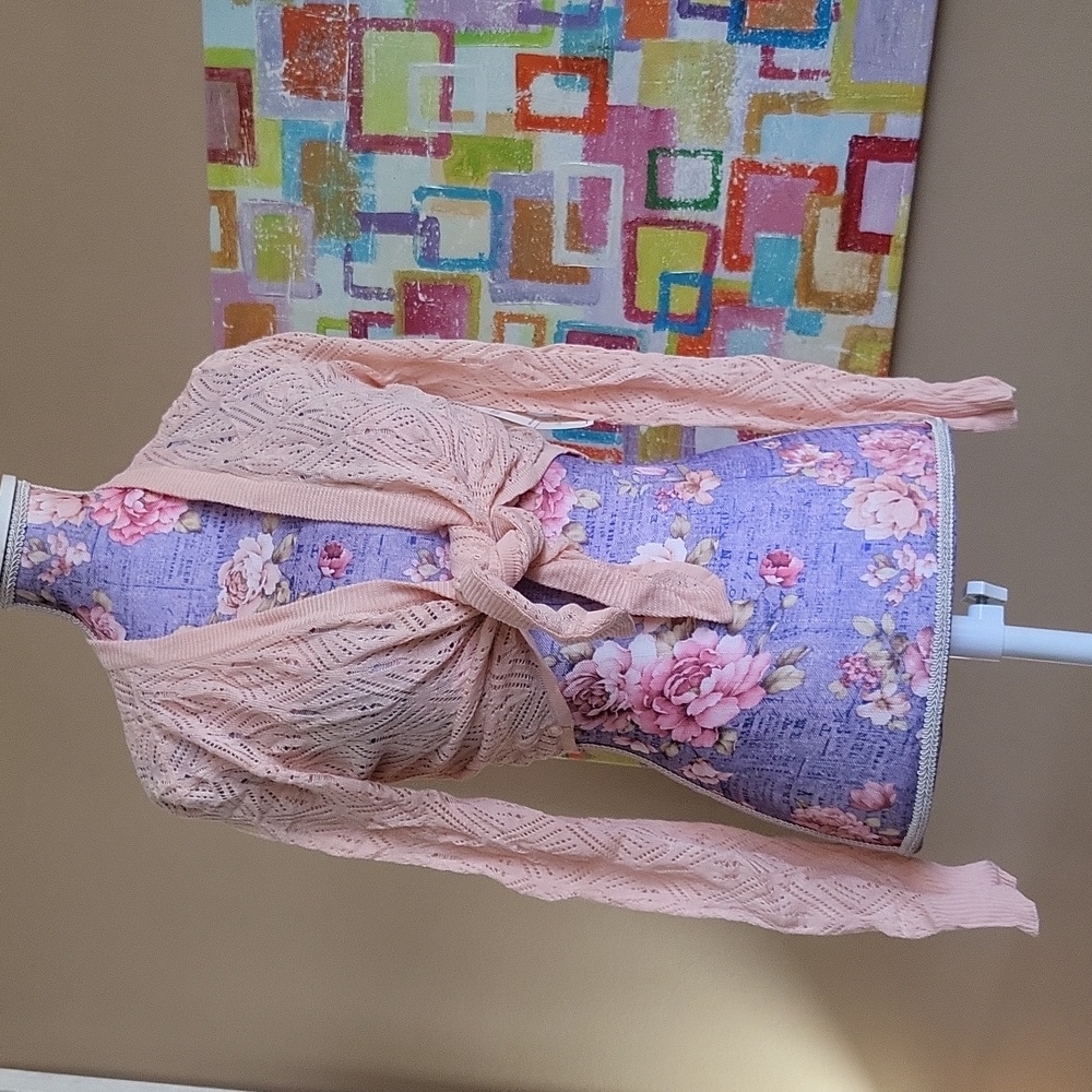 SALE!! Brand New OHMG CROP SWEATER SHRUG TOP-XS